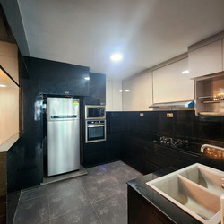 Blk 521 Fragrant Woods (Woodlands), HDB Executive #448485241